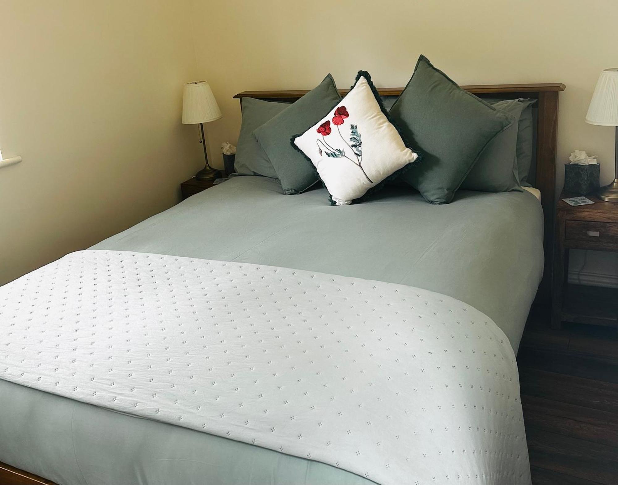Oranhill Lodge Guesthouse Oranmore Exteriör bild